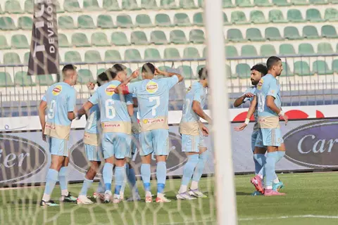 دقيقة بدقيقة.. حرس الحدود 1-1 الأهلي.. تسديدة صاروخية (فيديو)